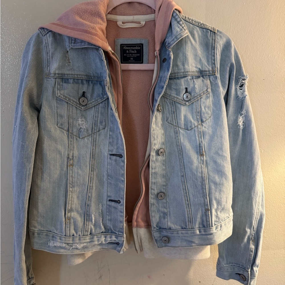 Abercrombie & Fitch Blue and Pink Jacket